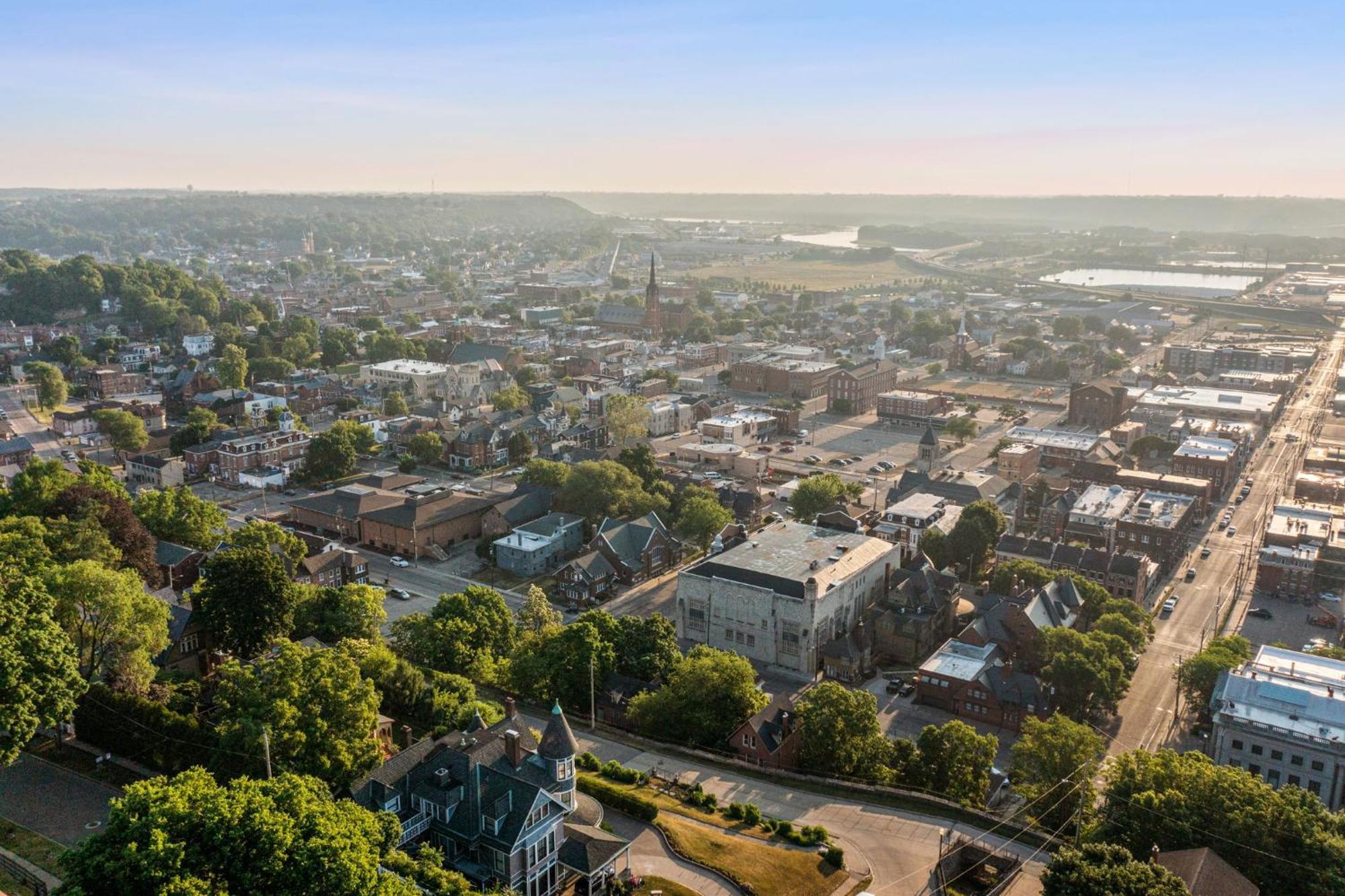 Dubuque'S Front Porch, Historic Charmer, Walk Downtown Ngoại thất bức ảnh