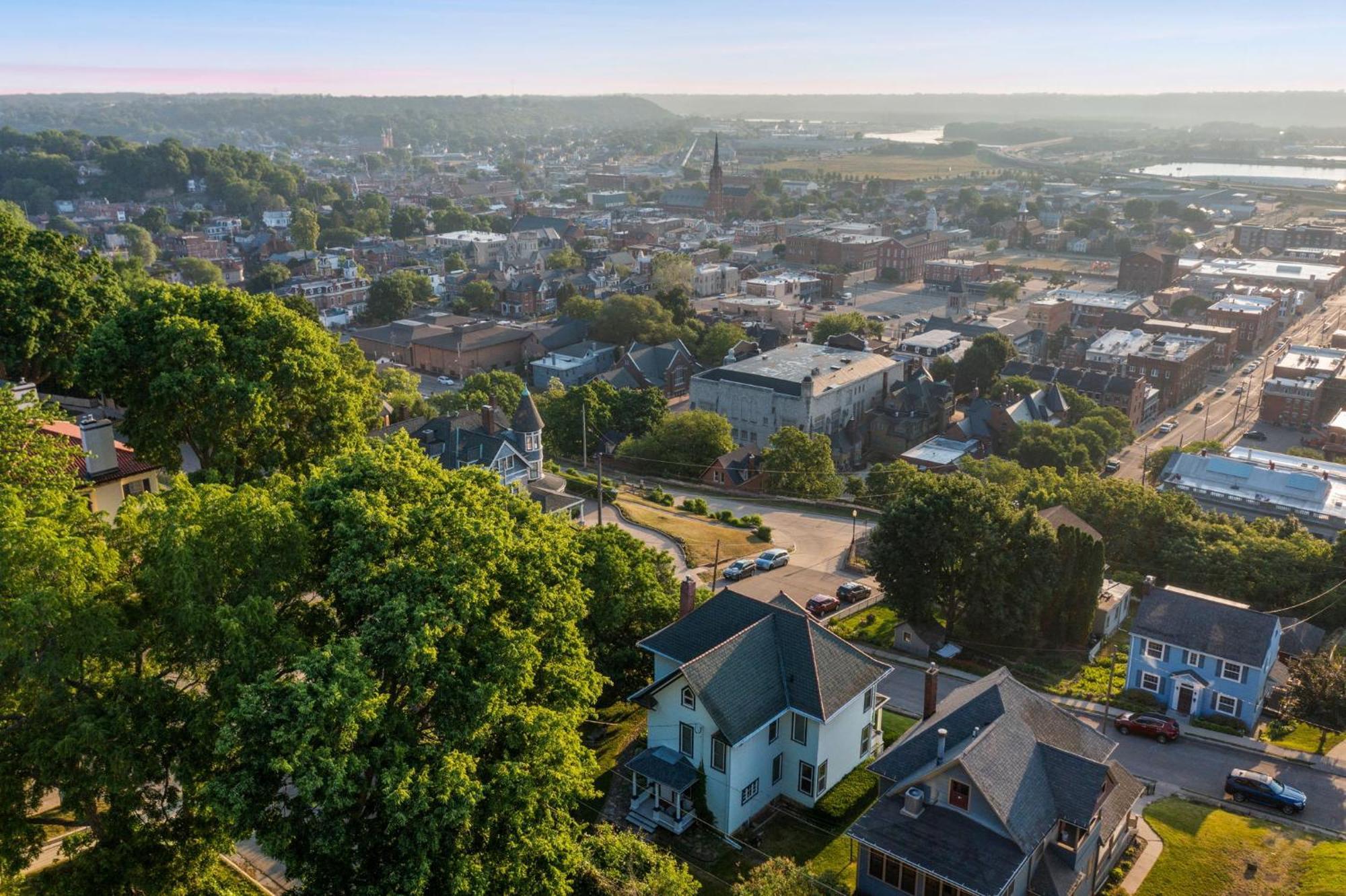 Dubuque'S Front Porch, Historic Charmer, Walk Downtown Ngoại thất bức ảnh