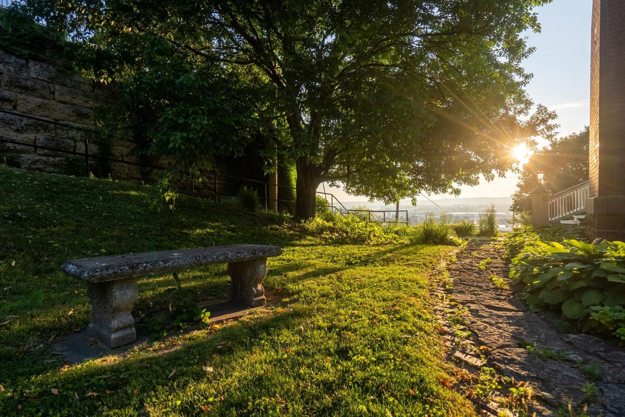 Dubuque'S Front Porch, Historic Charmer, Walk Downtown Ngoại thất bức ảnh