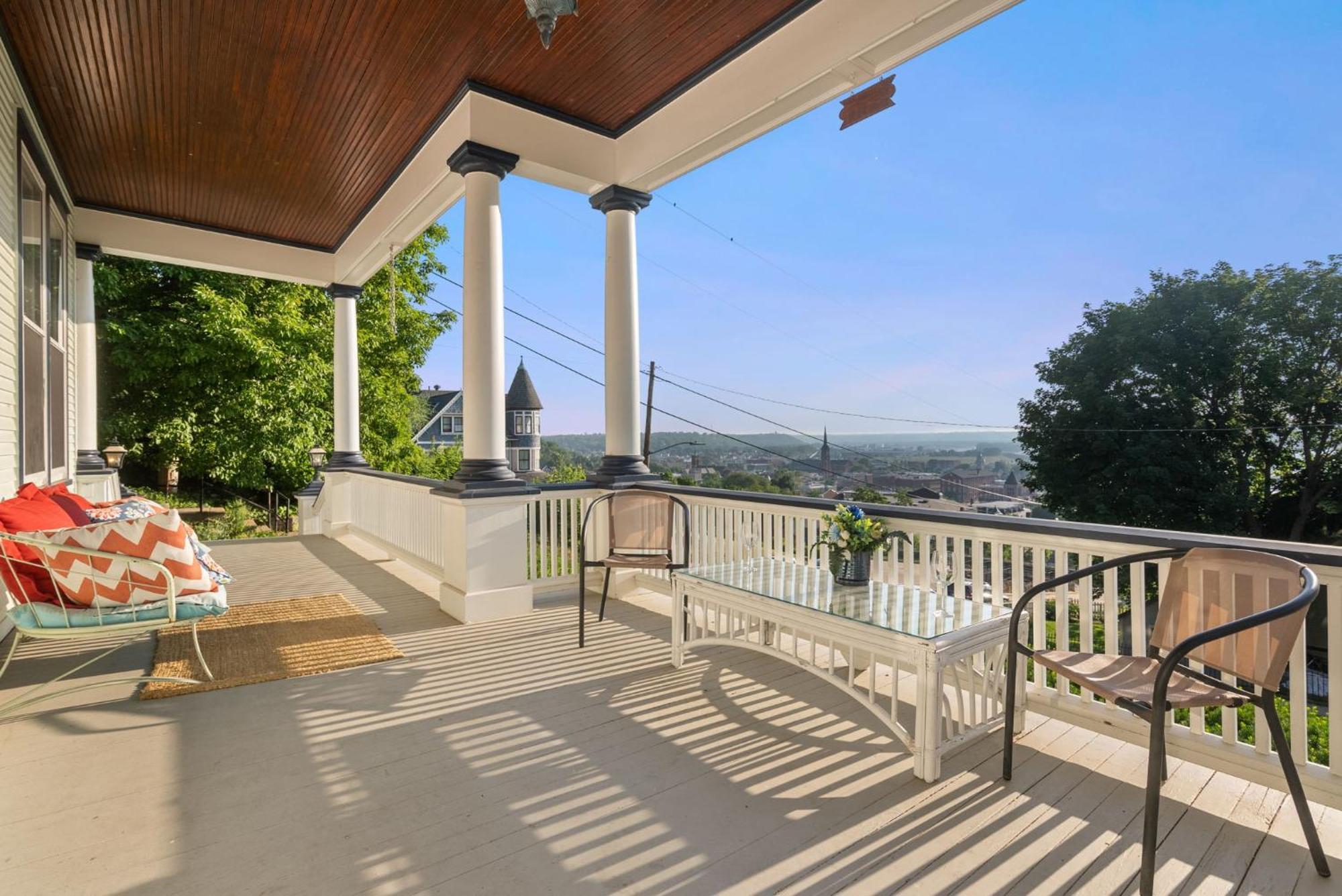 Dubuque'S Front Porch, Historic Charmer, Walk Downtown Ngoại thất bức ảnh